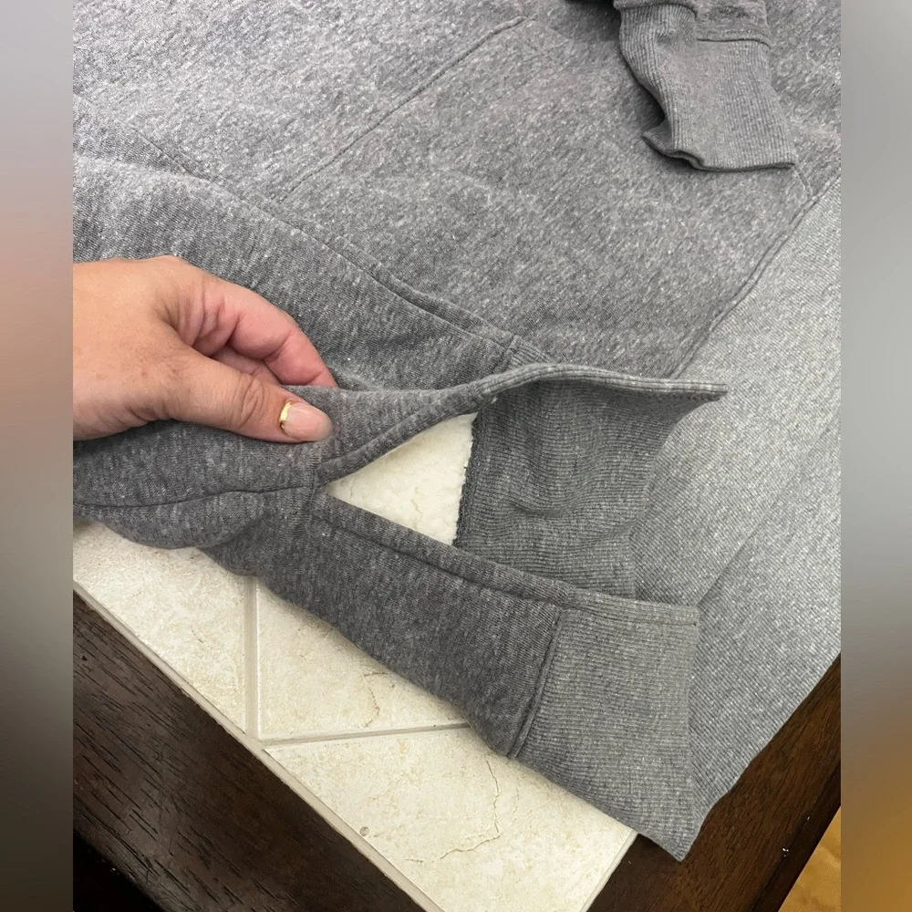 Fleece hoodie - Picture 3 of 4